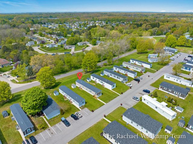 6925 Vinewood Avenue NE, Belmont, MI 49306