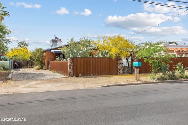 3444 E Bellevue Street, Tucson, AZ 85716