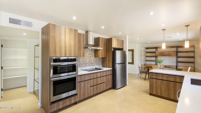 2791 W Casas Circle, Tucson, AZ 85742