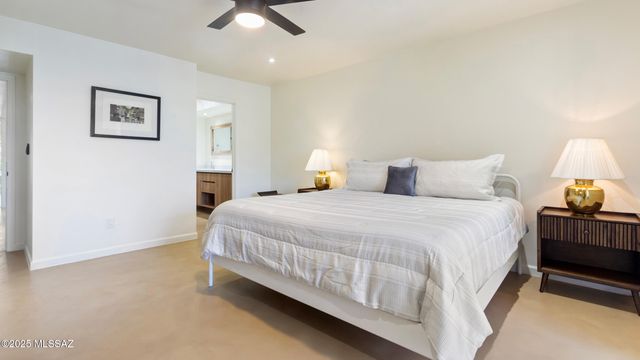 2791 W Casas Circle, Tucson, AZ 85742