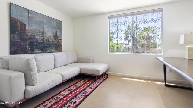 2791 W Casas Circle, Tucson, AZ 85742