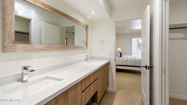 2791 W Casas Circle, Tucson, AZ 85742