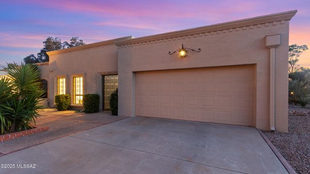 2791 W Casas Circle, Tucson, AZ 85742
