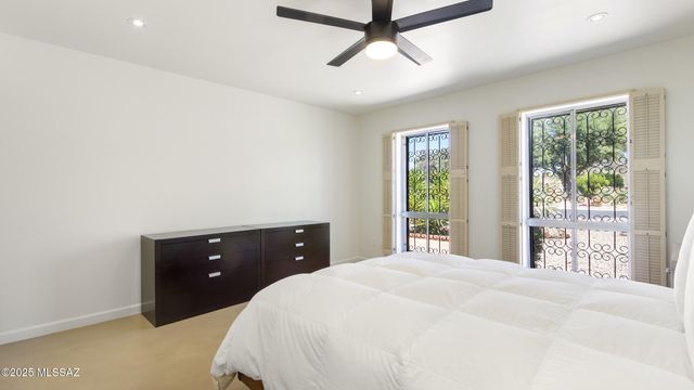 2791 W Casas Circle, Tucson, AZ 85742