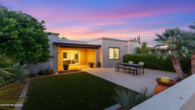 2791 W Casas Circle, Tucson, AZ 85742