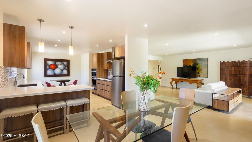 2791 W Casas Circle, Tucson, AZ 85742