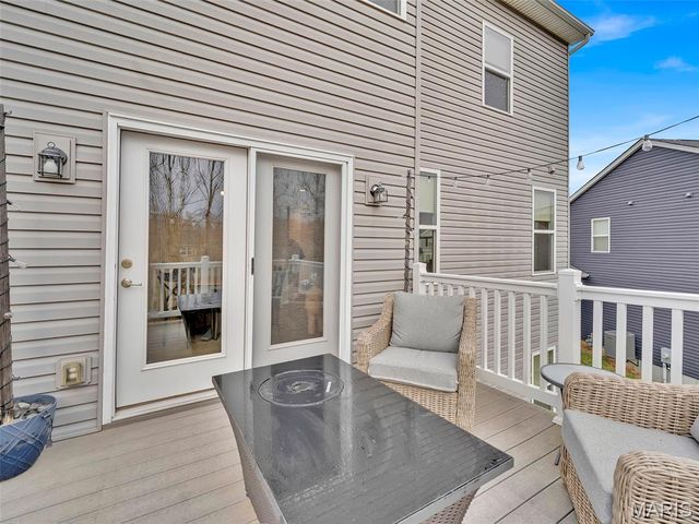 1018 Konert Lake Drive, Fenton, MO 63026