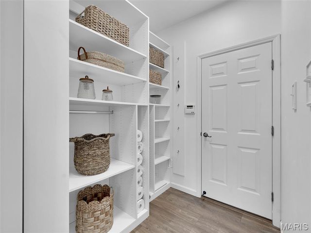 1018 Konert Lake Drive, Fenton, MO 63026