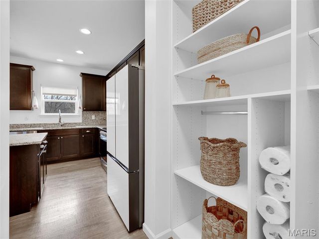 1018 Konert Lake Drive, Fenton, MO 63026