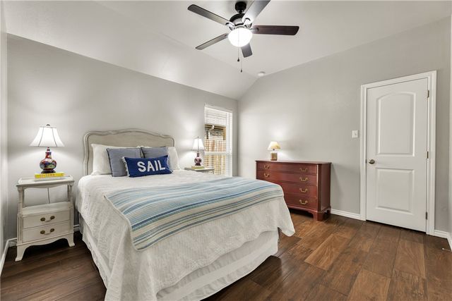 4118 Shallow Creek Loop, College Station, TX 77845