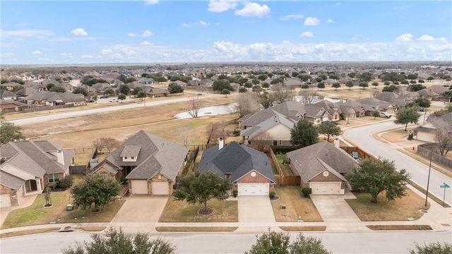 4118 Shallow Creek Loop, College Station, TX 77845