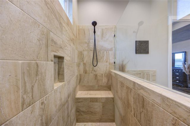 441 Hunters Crossing Drive, Sealy, TX 77474