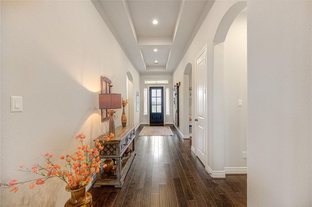 441 Hunters Crossing Drive, Sealy, TX 77474