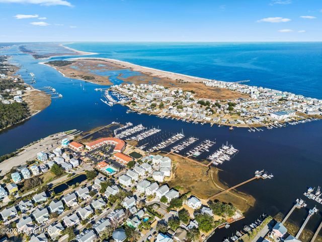 500 Lewis Drive, Carolina Beach, NC 28428