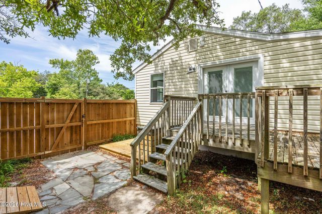 500 Lewis Drive, Carolina Beach, NC 28428