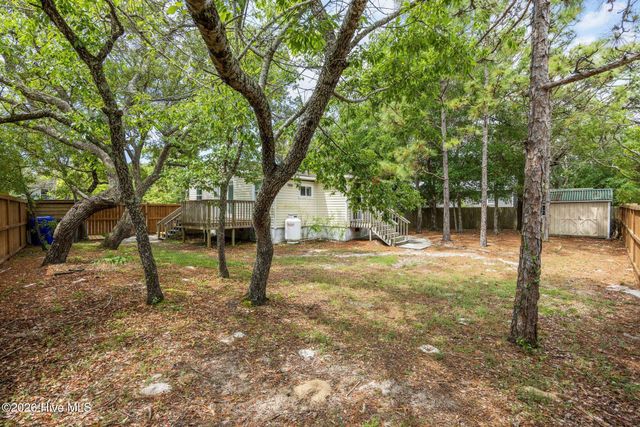500 Lewis Drive, Carolina Beach, NC 28428