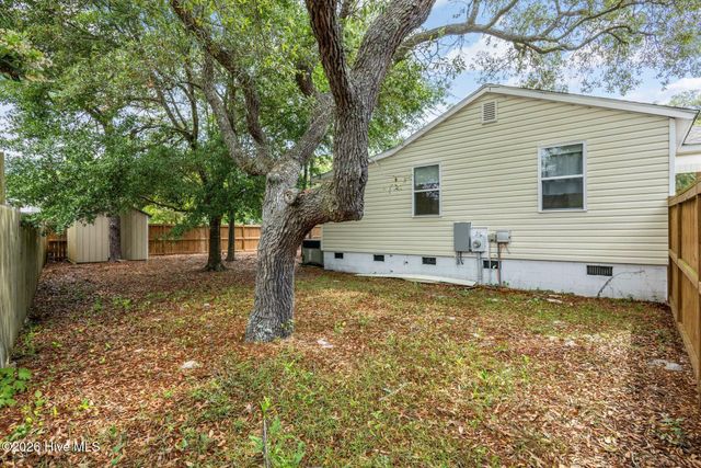 500 Lewis Drive, Carolina Beach, NC 28428