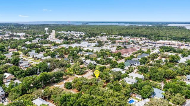 500 Lewis Drive, Carolina Beach, NC 28428