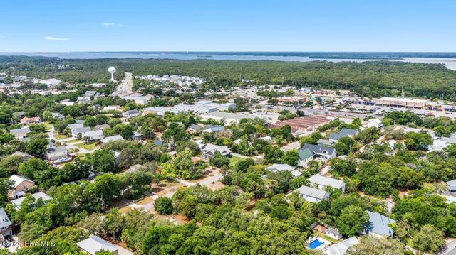 500 Lewis Drive, Carolina Beach, NC 28428