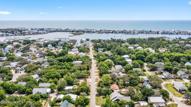 500 Lewis Drive, Carolina Beach, NC 28428