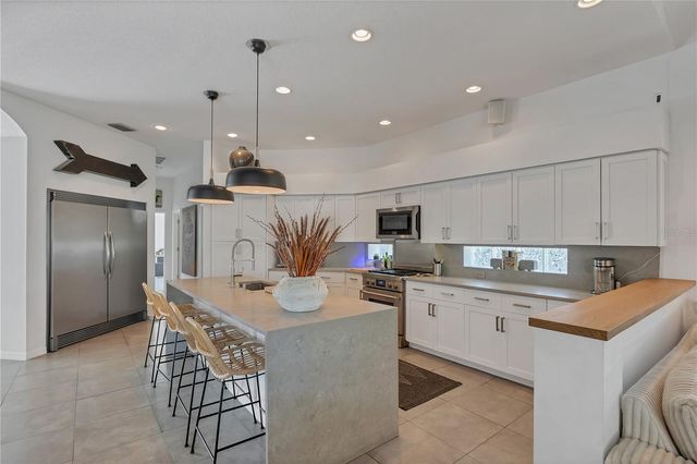 4505 CAMINO REAL, Sarasota, FL 34231