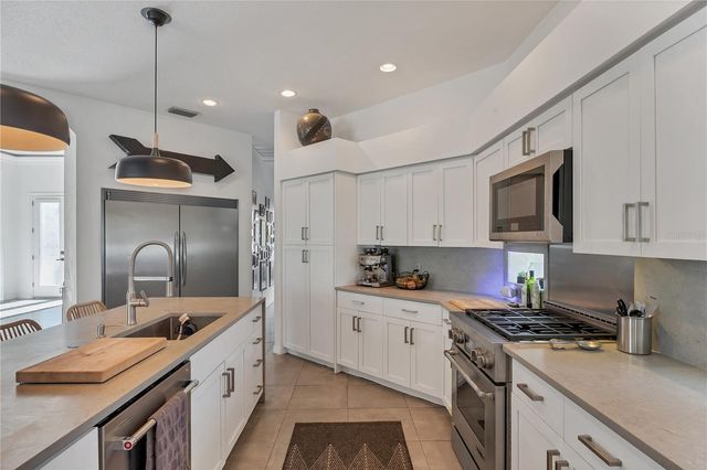 4505 CAMINO REAL, Sarasota, FL 34231