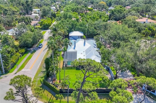 4505 CAMINO REAL, Sarasota, FL 34231