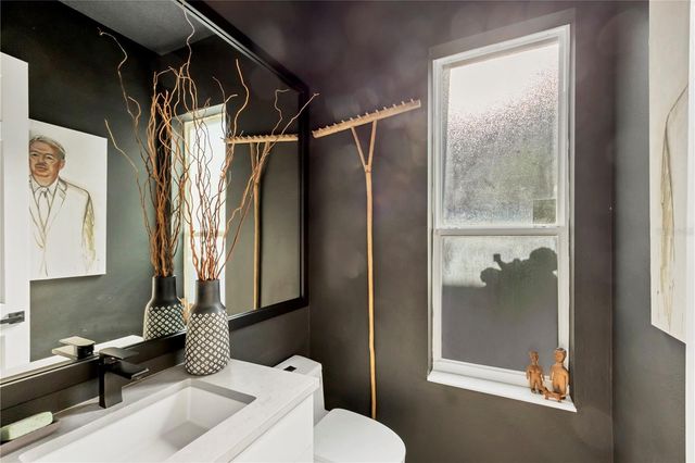 4505 CAMINO REAL, Sarasota, FL 34231