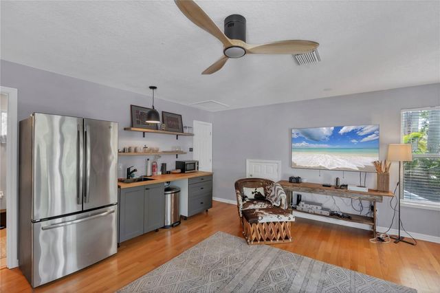 4505 CAMINO REAL, Sarasota, FL 34231