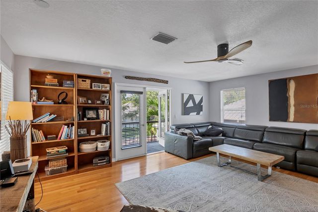 4505 CAMINO REAL, Sarasota, FL 34231