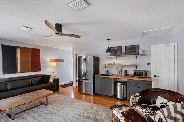 4505 CAMINO REAL, Sarasota, FL 34231