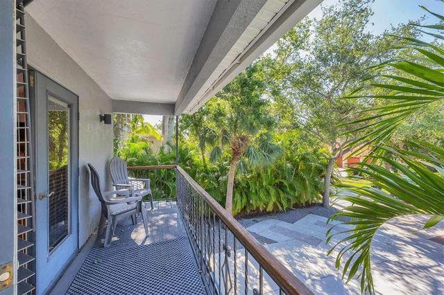4505 CAMINO REAL, Sarasota, FL 34231