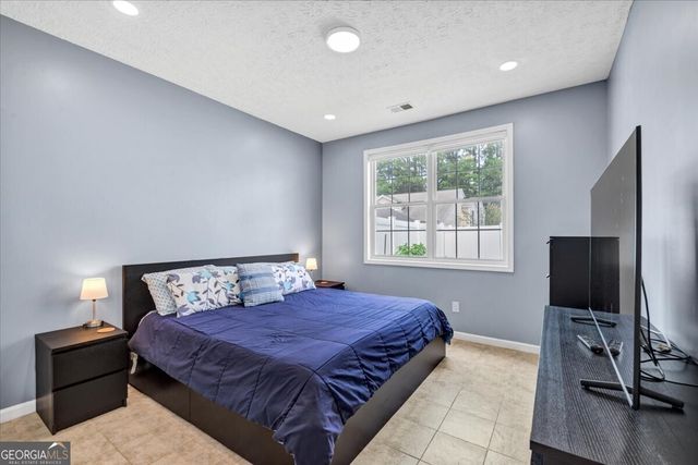 141 Windcroft Circle, Acworth, GA 30101