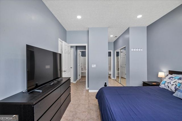 141 Windcroft Circle, Acworth, GA 30101