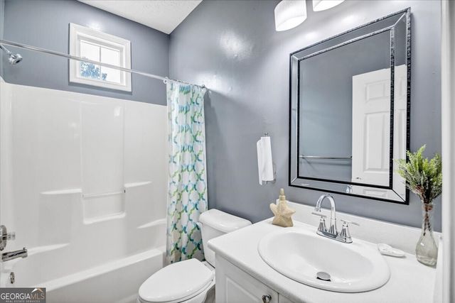 141 Windcroft Circle, Acworth, GA 30101