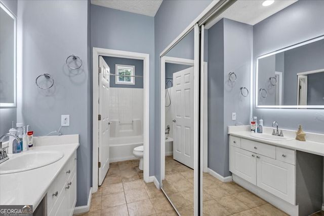 141 Windcroft Circle, Acworth, GA 30101