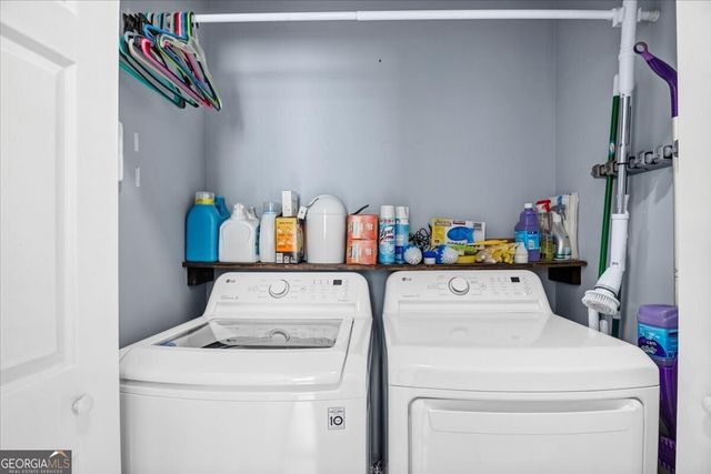 141 Windcroft Circle, Acworth, GA 30101