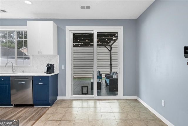 141 Windcroft Circle, Acworth, GA 30101