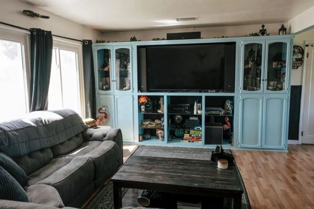 638 Patricia Ln, El Cajon, CA 92020