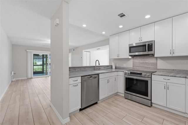 3001 58TH AVENUE S 1015, St Petersburg, FL 33712