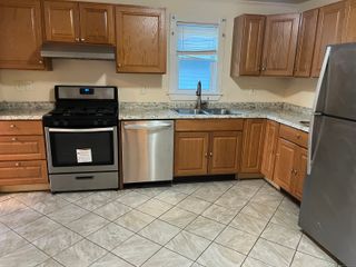 35 Pine Street 2nd Floor, Torrington, CT 06790