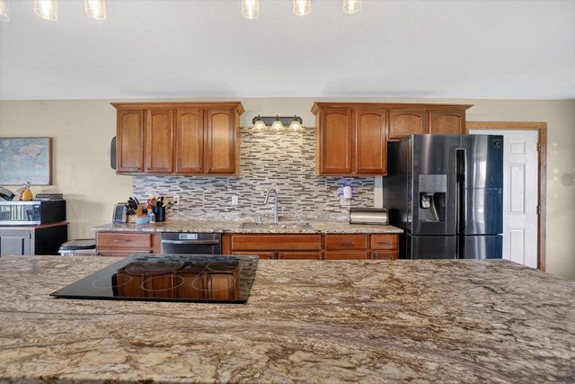 8632 N Stone Farm Road, Edgerton, WI 53534