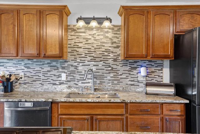 8632 N Stone Farm Road, Edgerton, WI 53534