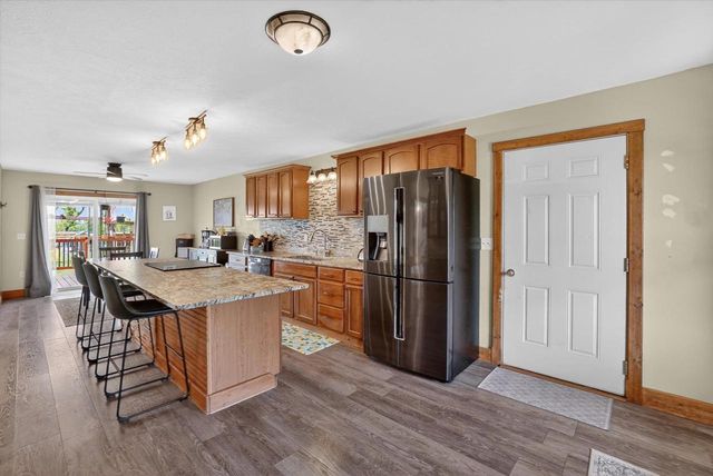 8632 N Stone Farm Road, Edgerton, WI 53534