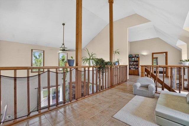 8632 N Stone Farm Road, Edgerton, WI 53534