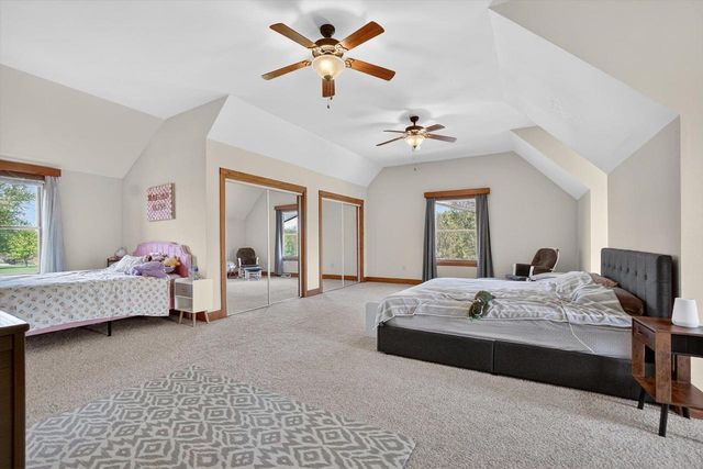 8632 N Stone Farm Road, Edgerton, WI 53534