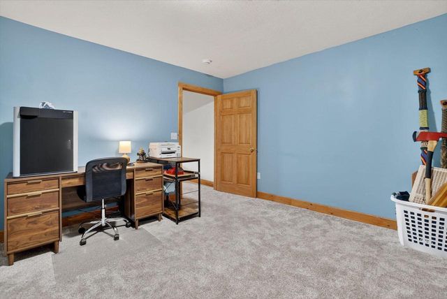 8632 N Stone Farm Road, Edgerton, WI 53534