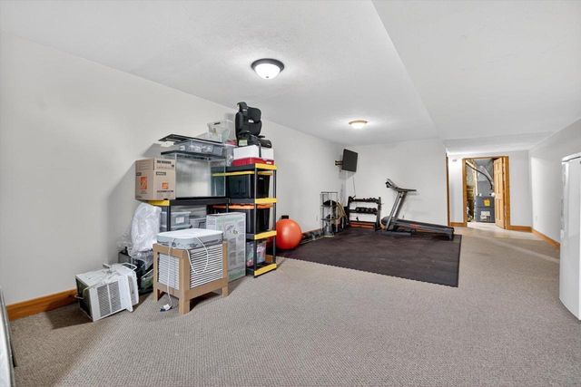 8632 N Stone Farm Road, Edgerton, WI 53534