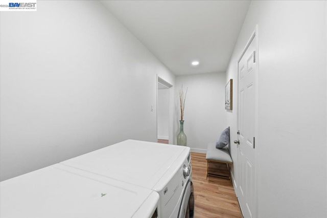 1961 Mclaughlin Ave, San Jose, CA 95122