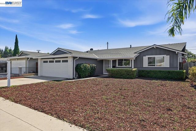 1961 Mclaughlin Ave, San Jose, CA 95122